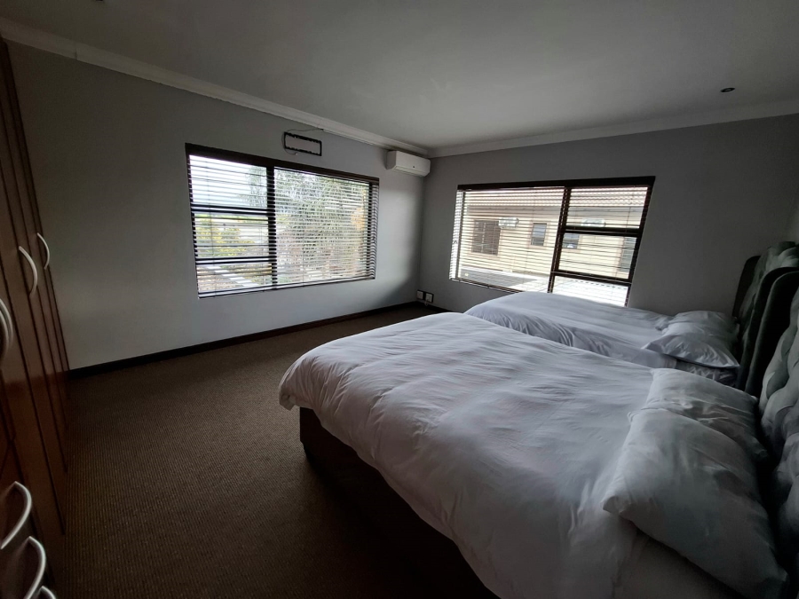 4 Bedroom Property for Sale in Haasendal Western Cape